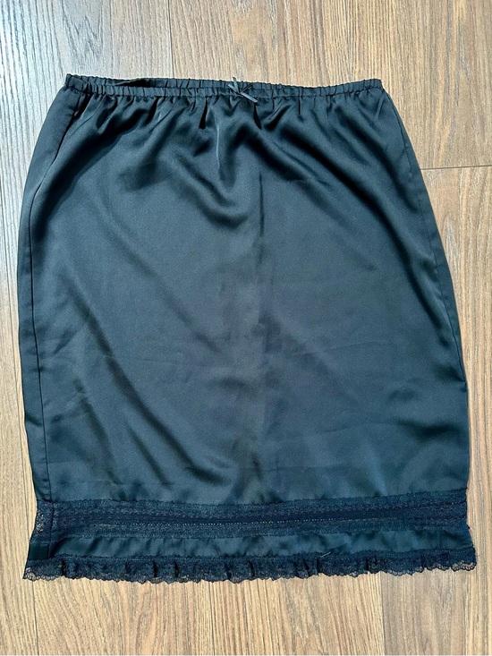Sunburn Project Dresses & Skirts - SUNBURN PROJECT Black Lace Hem Women's Slip Skirt